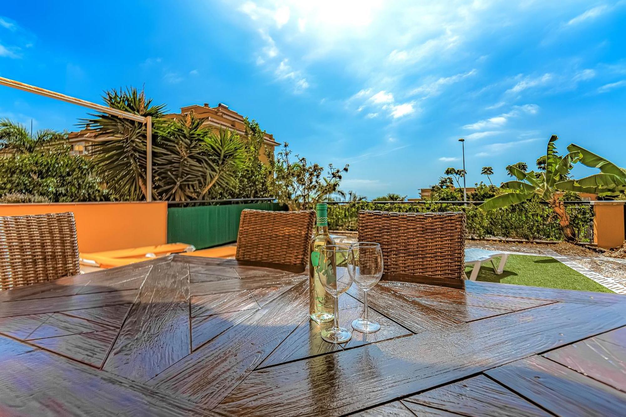 Ocean View Family Apartment In Playa La Arena Puerto de Santiago  Exterior photo